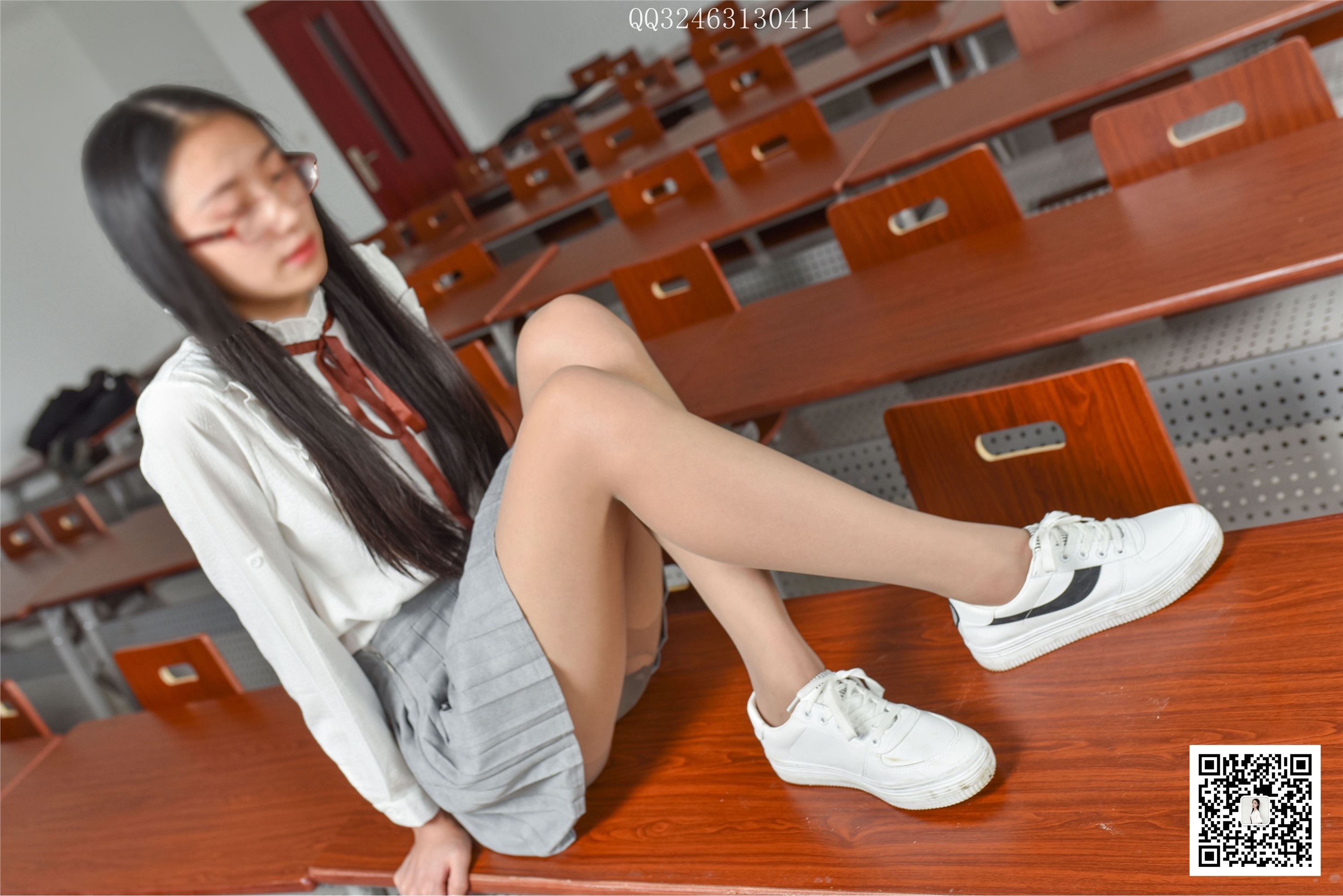 No.084 Xuan Xuan - The tall girl in the classroom